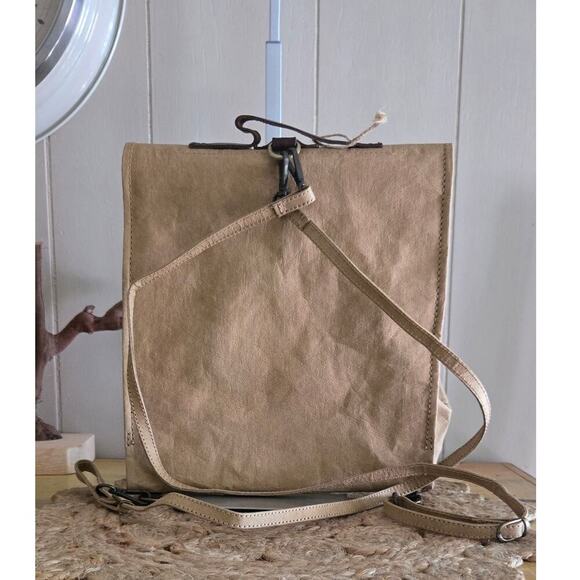 Uashmama Lunch Bag Brown Folded Snap Back Pack NWOT main image 8